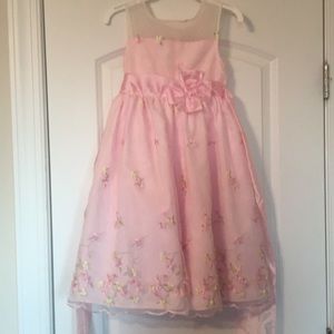 Air fluffed pink spring dress